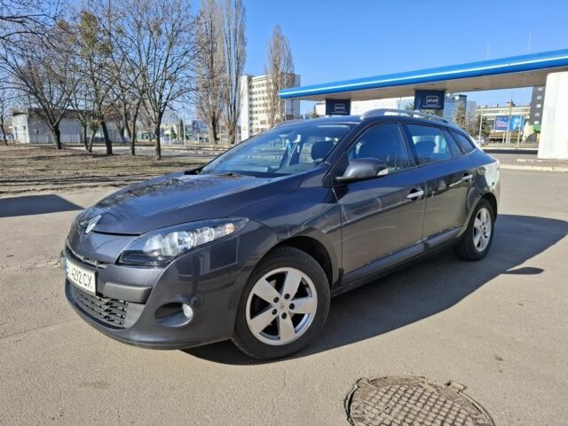 Сірий Рено Меган, об'ємом двигуна 1.46 л та пробігом 164 тис. км за 7350 $, фото 1 на Automoto.ua