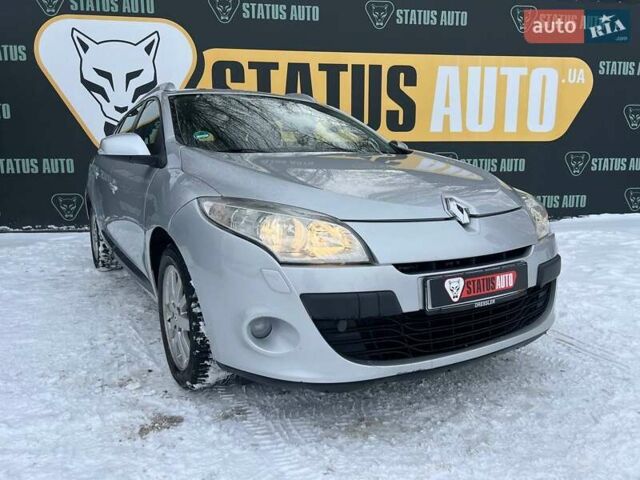 Сірий Рено Меган, об'ємом двигуна 1.6 л та пробігом 149 тис. км за 7900 $, фото 1 на Automoto.ua