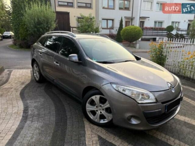 Серый Рено Меган, объемом двигателя 1.87 л и пробегом 220 тыс. км за 7150 $, фото 1 на Automoto.ua