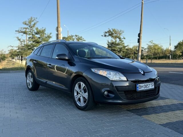 Серый Рено Меган, объемом двигателя 1.4 л и пробегом 200 тыс. км за 6800 $, фото 1 на Automoto.ua