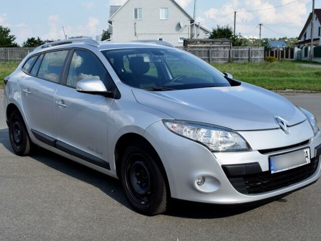 Сірий Рено Меган, об'ємом двигуна 1.5 л та пробігом 145 тис. км за 9200 $, фото 1 на Automoto.ua