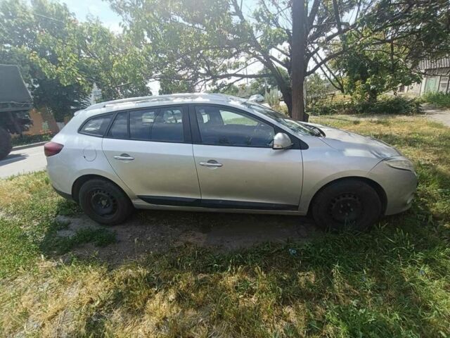 Серый Рено Меган, объемом двигателя 1.5 л и пробегом 297 тыс. км за 7000 $, фото 1 на Automoto.ua