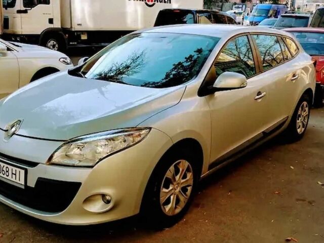 Сірий Рено Меган, об'ємом двигуна 1.5 л та пробігом 295 тис. км за 6500 $, фото 1 на Automoto.ua