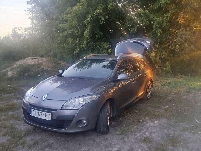 Сірий Рено Меган, об'ємом двигуна 1.87 л та пробігом 315 тис. км за 7100 $, фото 1 на Automoto.ua
