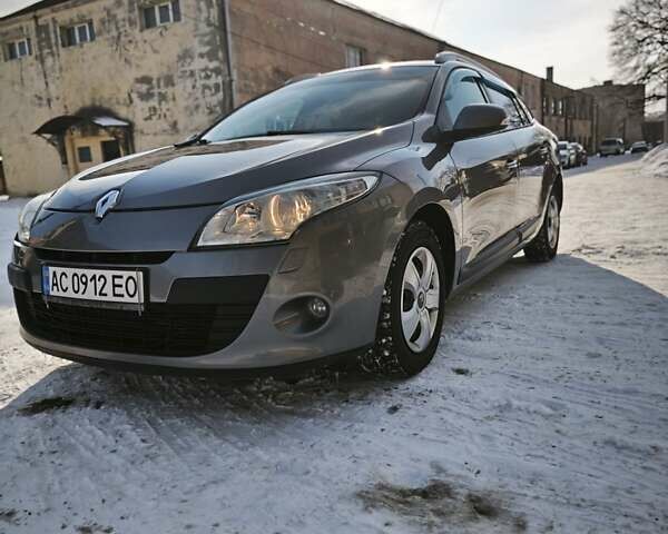 Серый Рено Меган, объемом двигателя 1.46 л и пробегом 296 тыс. км за 7369 $, фото 1 на Automoto.ua