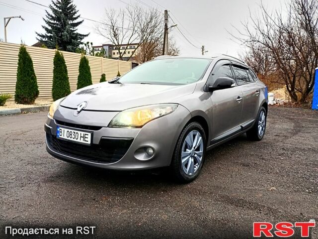 Сірий Рено Меган, об'ємом двигуна 1.5 л та пробігом 280 тис. км за 7000 $, фото 1 на Automoto.ua