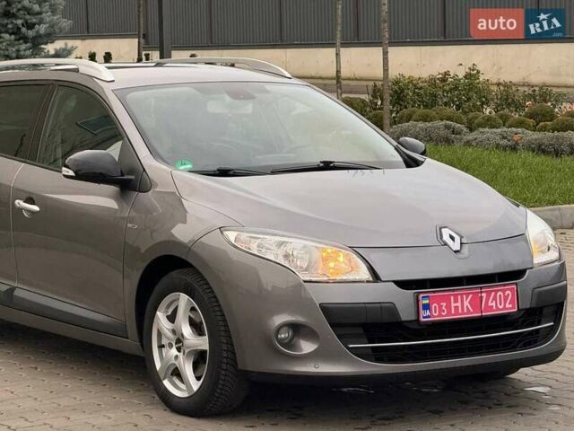 Сірий Рено Меган, об'ємом двигуна 1.4 л та пробігом 216 тис. км за 6500 $, фото 1 на Automoto.ua