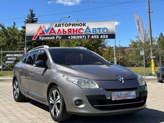 Серый Рено Меган, объемом двигателя 1.5 л и пробегом 308 тыс. км за 7506 $, фото 1 на Automoto.ua