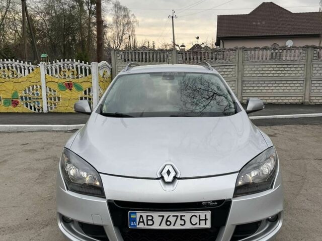 Серый Рено Меган, объемом двигателя 1.5 л и пробегом 240 тыс. км за 7200 $, фото 1 на Automoto.ua