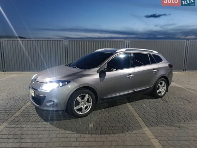 Сірий Рено Меган, об'ємом двигуна 1.46 л та пробігом 288 тис. км за 5300 $, фото 1 на Automoto.ua