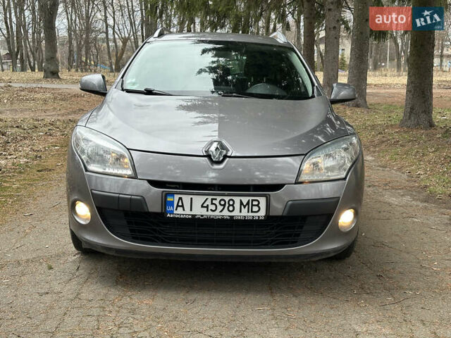 Серый Рено Меган, объемом двигателя 1.46 л и пробегом 250 тыс. км за 7499 $, фото 1 на Automoto.ua