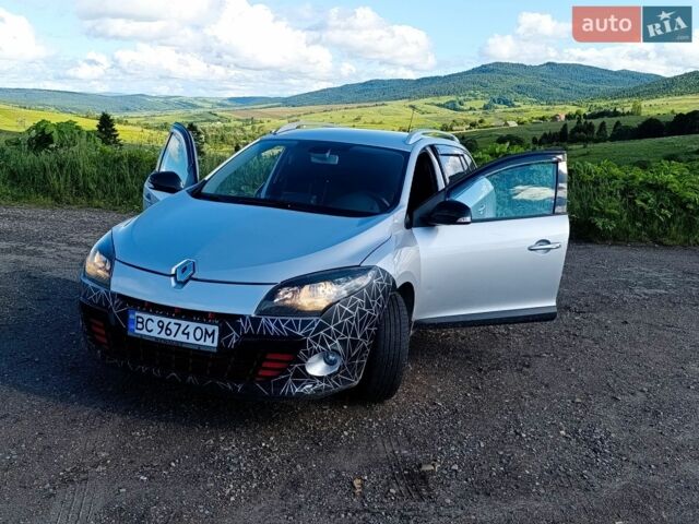 Сірий Рено Меган, об'ємом двигуна 1.46 л та пробігом 263 тис. км за 6300 $, фото 1 на Automoto.ua