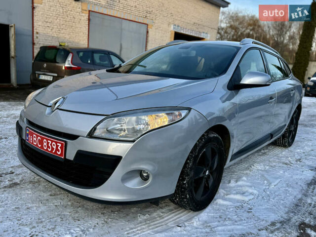 Сірий Рено Меган, об'ємом двигуна 1.4 л та пробігом 214 тис. км за 5999 $, фото 1 на Automoto.ua