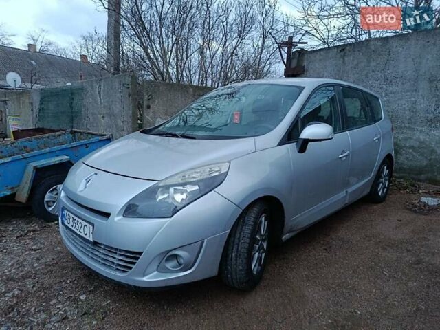 Серый Рено Меган, объемом двигателя 1.46 л и пробегом 290 тыс. км за 5900 $, фото 1 на Automoto.ua