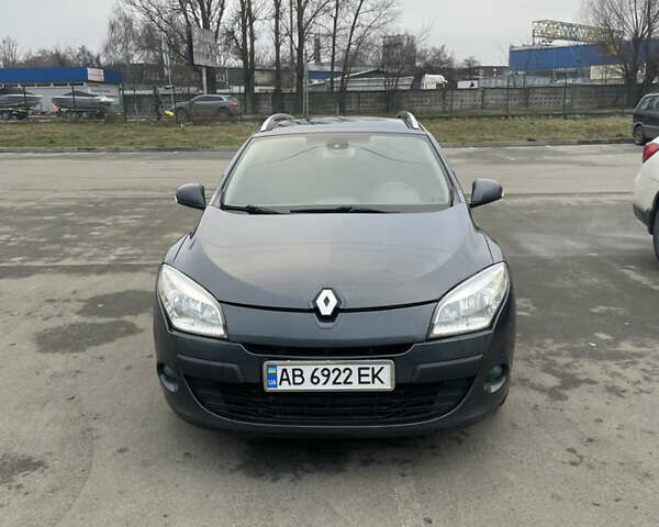 Серый Рено Меган, объемом двигателя 1.46 л и пробегом 305 тыс. км за 6899 $, фото 1 на Automoto.ua