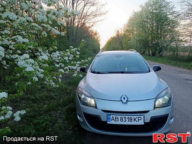 Серый Рено Меган, объемом двигателя 1.5 л и пробегом 305 тыс. км за 6800 $, фото 1 на Automoto.ua