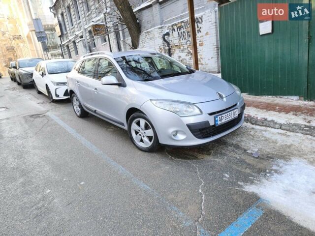Серый Рено Меган, объемом двигателя 1.5 л и пробегом 269 тыс. км за 7100 $, фото 1 на Automoto.ua