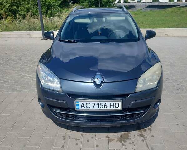 Сірий Рено Меган, об'ємом двигуна 1.5 л та пробігом 300 тис. км за 6700 $, фото 1 на Automoto.ua