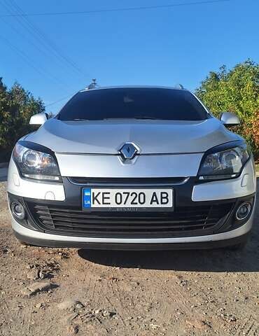 Сірий Рено Меган, об'ємом двигуна 1.5 л та пробігом 169 тис. км за 8300 $, фото 1 на Automoto.ua