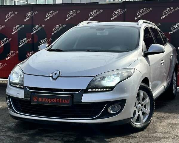 Серый Рено Меган, объемом двигателя 1.46 л и пробегом 244 тыс. км за 7600 $, фото 1 на Automoto.ua