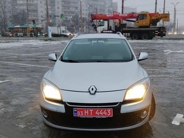 Сірий Рено Меган, об'ємом двигуна 0 л та пробігом 239 тис. км за 7200 $, фото 1 на Automoto.ua