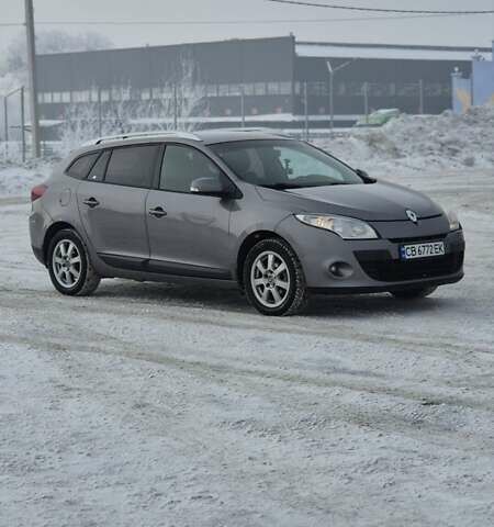 Сірий Рено Меган, об'ємом двигуна 1.46 л та пробігом 241 тис. км за 6250 $, фото 1 на Automoto.ua