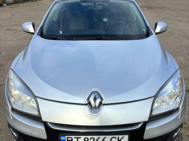 Сірий Рено Меган, об'ємом двигуна 1.5 л та пробігом 298 тис. км за 7500 $, фото 1 на Automoto.ua