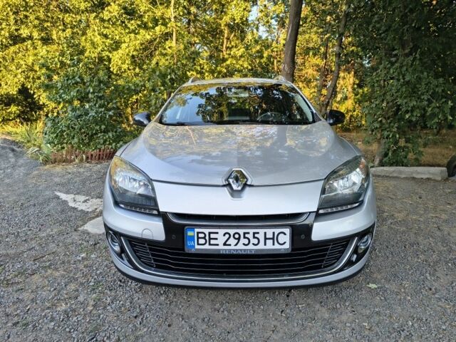 Сірий Рено Меган, об'ємом двигуна 1.5 л та пробігом 258 тис. км за 8503 $, фото 1 на Automoto.ua