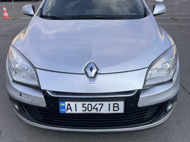 Сірий Рено Меган, об'ємом двигуна 1.5 л та пробігом 309 тис. км за 5499 $, фото 1 на Automoto.ua