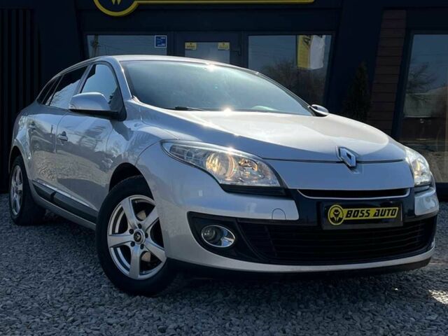 Сірий Рено Меган, об'ємом двигуна 1.5 л та пробігом 250 тис. км за 7200 $, фото 1 на Automoto.ua