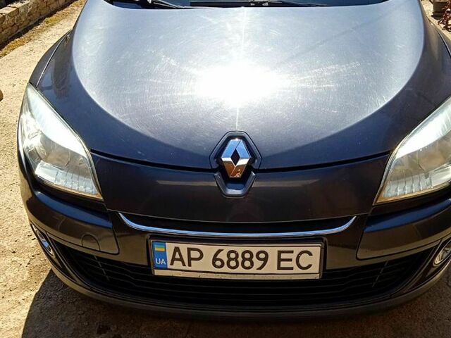 Сірий Рено Меган, об'ємом двигуна 1.5 л та пробігом 208 тис. км за 8000 $, фото 1 на Automoto.ua