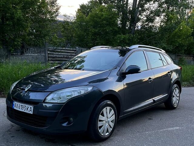 Сірий Рено Меган, об'ємом двигуна 1.6 л та пробігом 232 тис. км за 5900 $, фото 1 на Automoto.ua