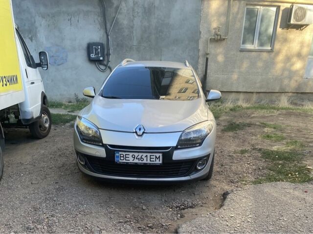 Серый Рено Меган, объемом двигателя 1.5 л и пробегом 165 тыс. км за 7750 $, фото 1 на Automoto.ua