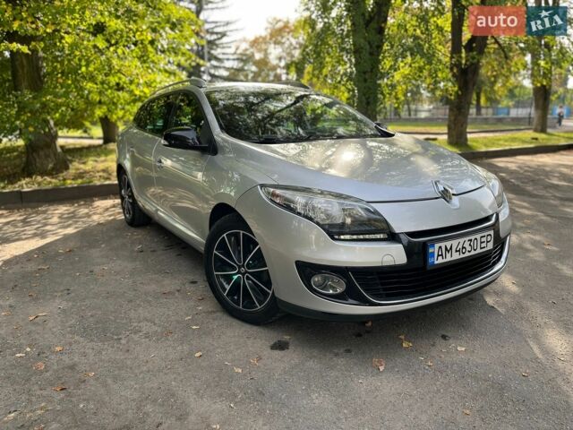 Сірий Рено Меган, об'ємом двигуна 1.46 л та пробігом 275 тис. км за 7800 $, фото 1 на Automoto.ua
