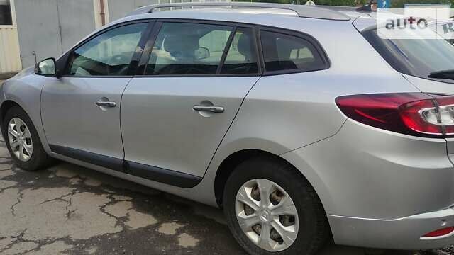 Сірий Рено Меган, об'ємом двигуна 1.46 л та пробігом 262 тис. км за 7000 $, фото 1 на Automoto.ua