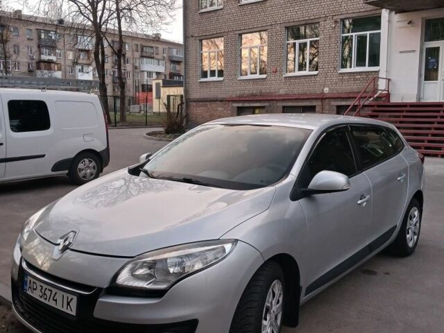 Сірий Рено Меган, об'ємом двигуна 1.5 л та пробігом 265 тис. км за 6699 $, фото 1 на Automoto.ua