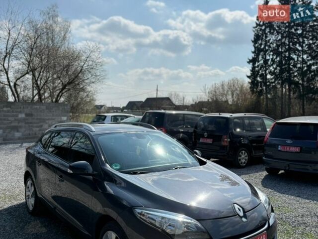 Сірий Рено Меган, об'ємом двигуна 1.5 л та пробігом 219 тис. км за 7999 $, фото 1 на Automoto.ua