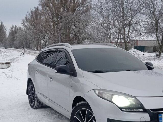 Сірий Рено Меган, об'ємом двигуна 0 л та пробігом 224 тис. км за 8100 $, фото 1 на Automoto.ua