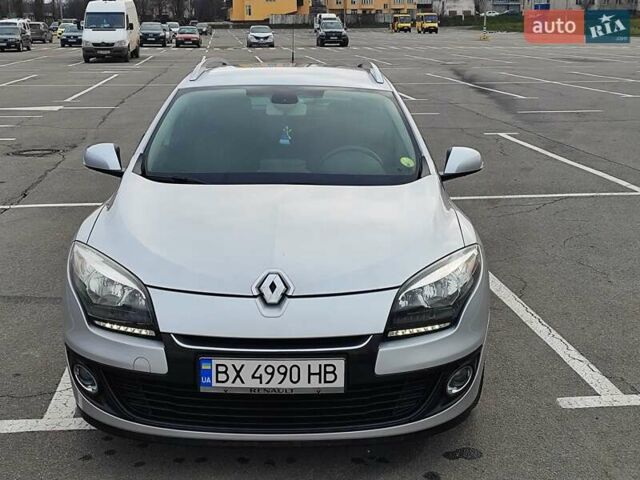 Сірий Рено Меган, об'ємом двигуна 1.46 л та пробігом 241 тис. км за 7800 $, фото 1 на Automoto.ua