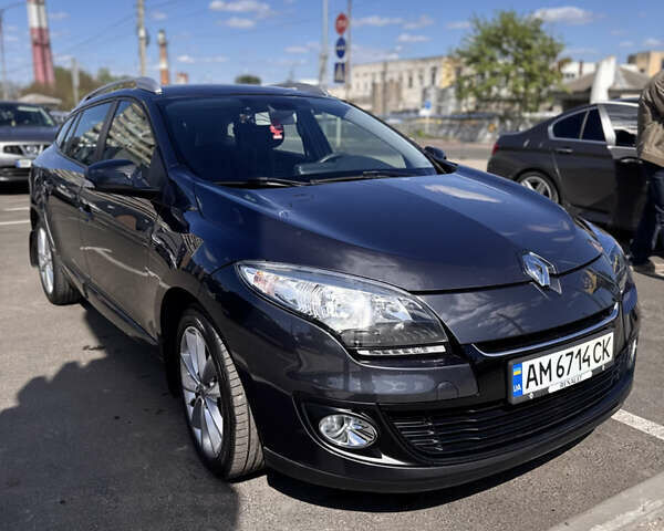 Сірий Рено Меган, об'ємом двигуна 1.46 л та пробігом 257 тис. км за 7500 $, фото 1 на Automoto.ua
