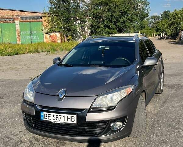Сірий Рено Меган, об'ємом двигуна 1.46 л та пробігом 257 тис. км за 7300 $, фото 1 на Automoto.ua