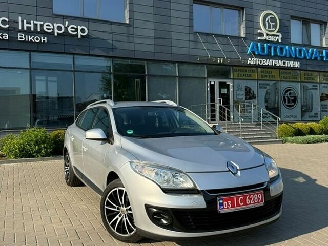 Сірий Рено Меган, об'ємом двигуна 1.6 л та пробігом 199 тис. км за 8100 $, фото 1 на Automoto.ua