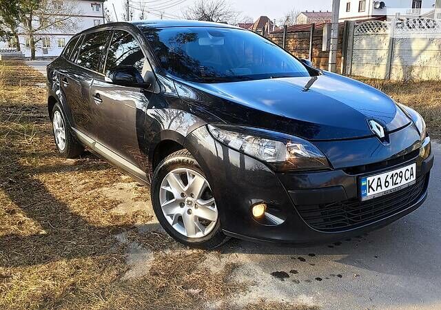 Сірий Рено Меган, об'ємом двигуна 1.5 л та пробігом 193 тис. км за 6900 $, фото 1 на Automoto.ua