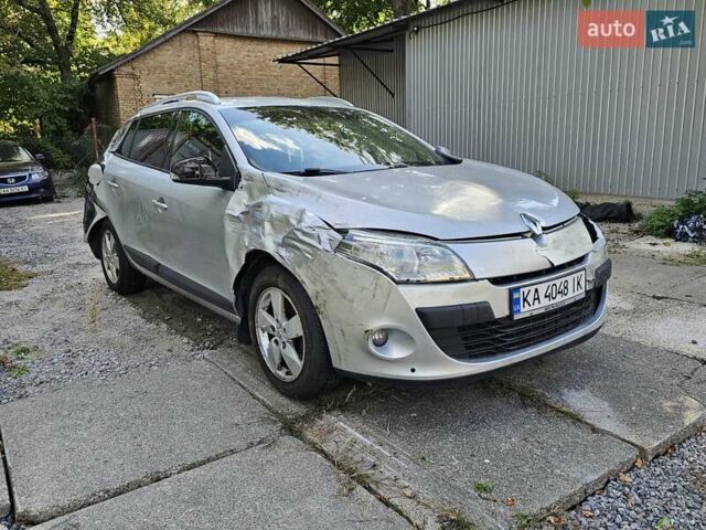 Сірий Рено Меган, об'ємом двигуна 1.46 л та пробігом 170 тис. км за 2900 $, фото 1 на Automoto.ua