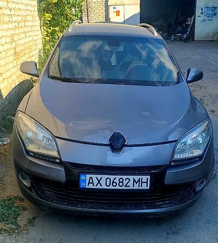 Сірий Рено Меган, об'ємом двигуна 1.5 л та пробігом 340 тис. км за 6000 $, фото 1 на Automoto.ua