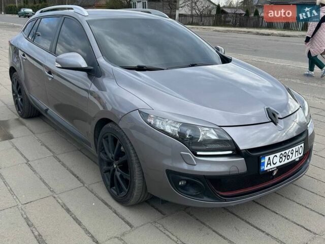 Серый Рено Меган, объемом двигателя 1.46 л и пробегом 251 тыс. км за 7000 $, фото 1 на Automoto.ua