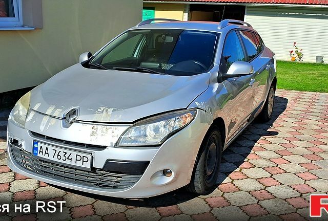 Сірий Рено Меган, об'ємом двигуна 1.5 л та пробігом 156 тис. км за 3900 $, фото 1 на Automoto.ua