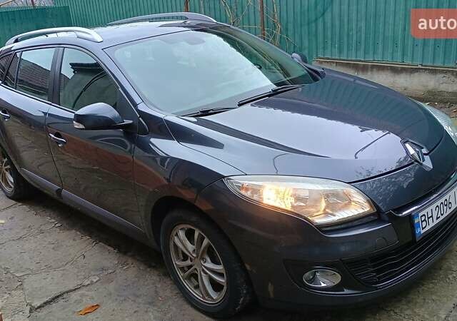 Серый Рено Меган, объемом двигателя 1.5 л и пробегом 257 тыс. км за 7900 $, фото 1 на Automoto.ua