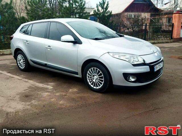 Сірий Рено Меган, об'ємом двигуна 1.5 л та пробігом 228 тис. км за 6900 $, фото 1 на Automoto.ua