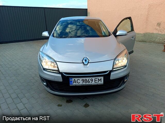 Сірий Рено Меган, об'ємом двигуна 1.6 л та пробігом 20000 тис. км за 7200 $, фото 1 на Automoto.ua